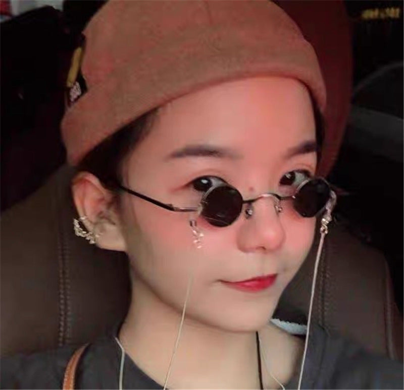 Retro Sunglasses For Men And Women With Super Small Frame Retro Sunglasses For Men And Women With Super Small Frame