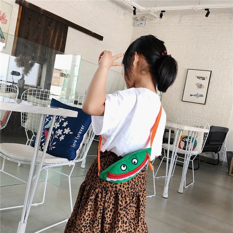 Cartoon Children's Canvas Embroidered Crossbody Bag Cartoon Children's Canvas Embroidered Crossbody Bag
