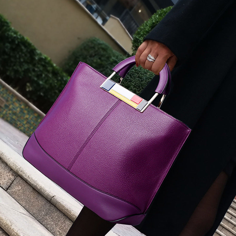 Wild handbag large capacity Wild handbag large capacity