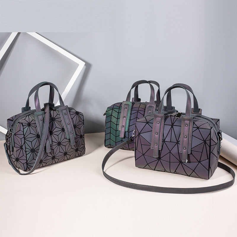 Women's shoulder handbag Women's shoulder handbag