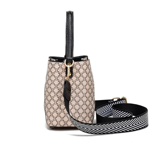 One-shoulder diagonal handbag One-shoulder diagonal handbag