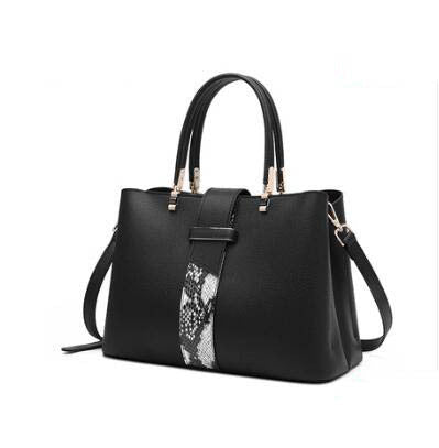 Shoulder messenger handbag Shoulder messenger handbag
