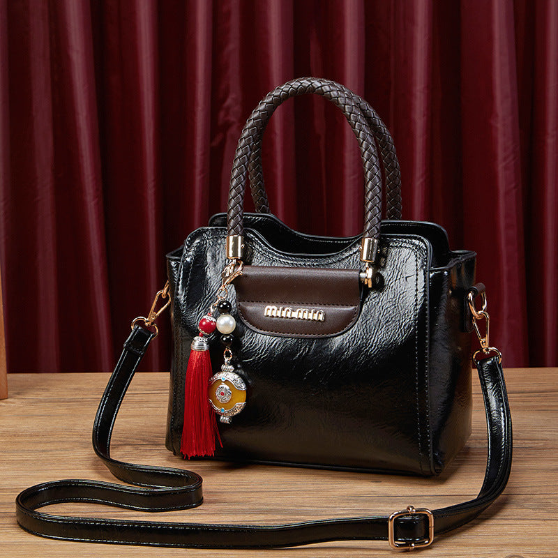 Ladies single shoulder messenger handbag Ladies single shoulder messenger handbag