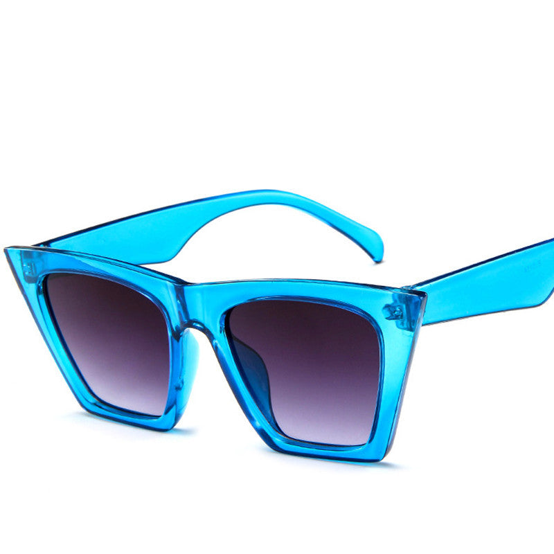 European and American Fashion Sunglasses Men and Women Retro Sunglasses European and American Fashion Sunglasses Men and Women Retro Sunglasses