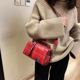 Trendy embroidery thread handbag Trendy embroidery thread handbag