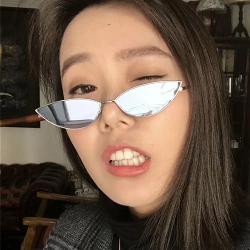 New Cute Sexy Sunglases Retro Cat Eye Sunglasses Women Metal Triangle Vintage Cateye Sun Glasses Female New Cute Sexy Sunglases Retro Cat Eye Sunglasses Women Metal Triangle Vintage Cateye Sun Glasses Female