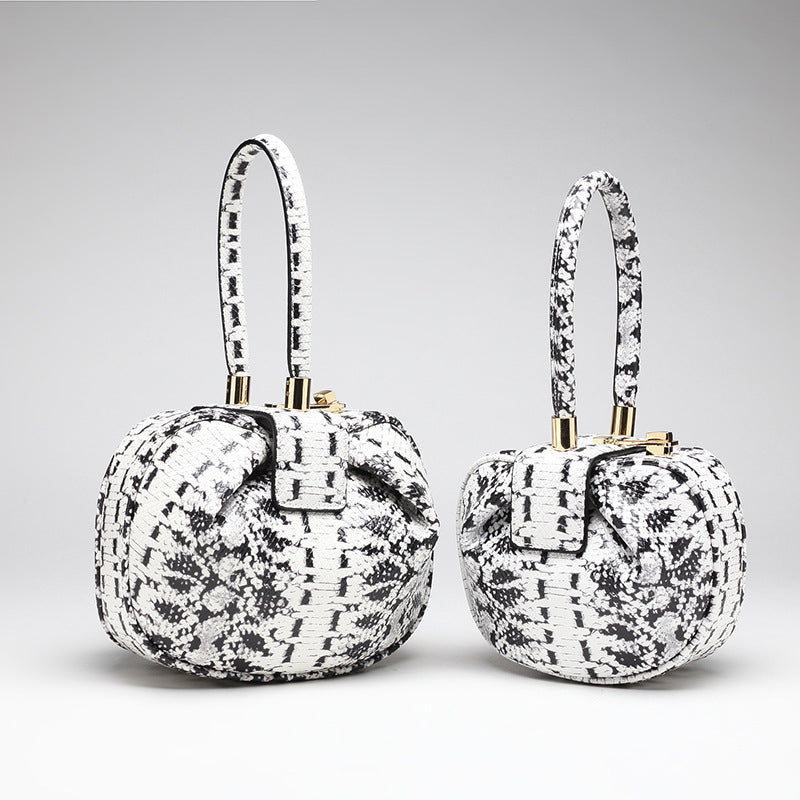 Stylish personality handbag Stylish personality handbag