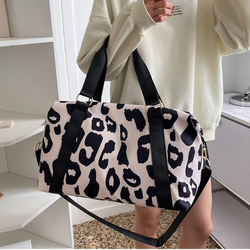 Women Travel Duffel Bag Cow Pattern Handbag Fitness Sports Shoulder Bags Women Travel Duffel Bag Cow Pattern Handbag Fitness Sports Shoulder Bags