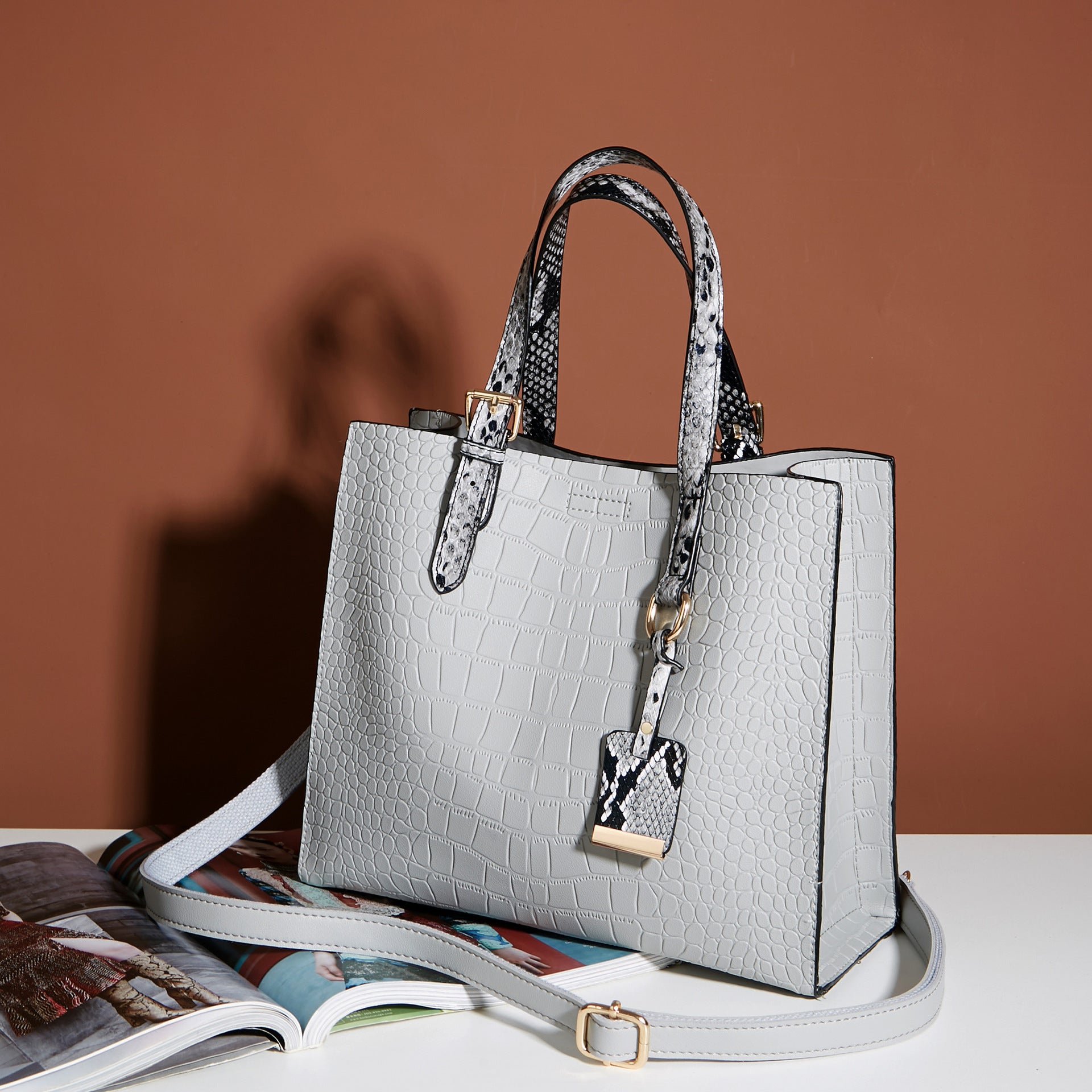 Korean versatile handbag Korean versatile handbag