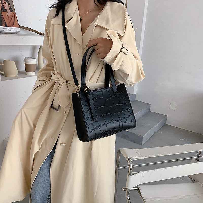 Western style single shoulder handbag Western style single shoulder handbag