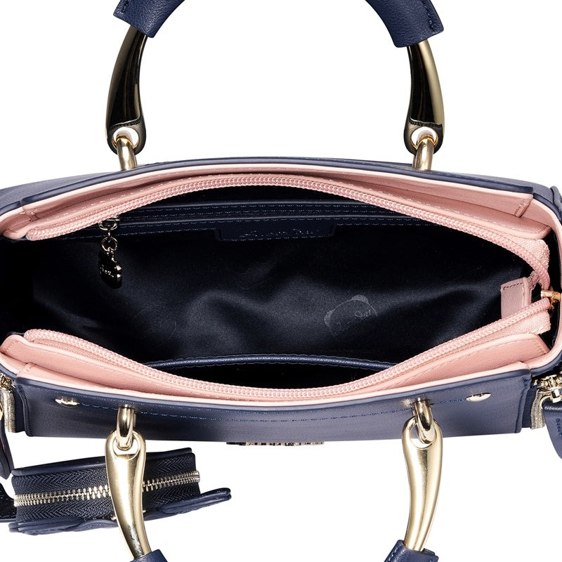 Embroidered cat lady handbag Embroidered cat lady handbag