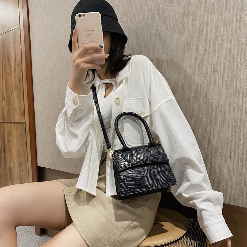 Women's versatile handbag Women's versatile handbag