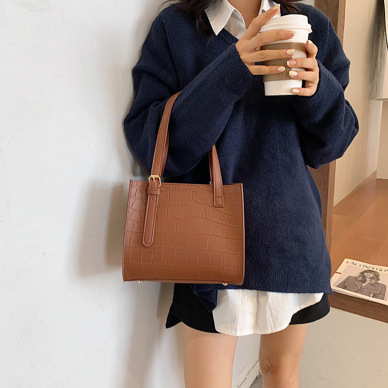 Western style single shoulder handbag Western style single shoulder handbag