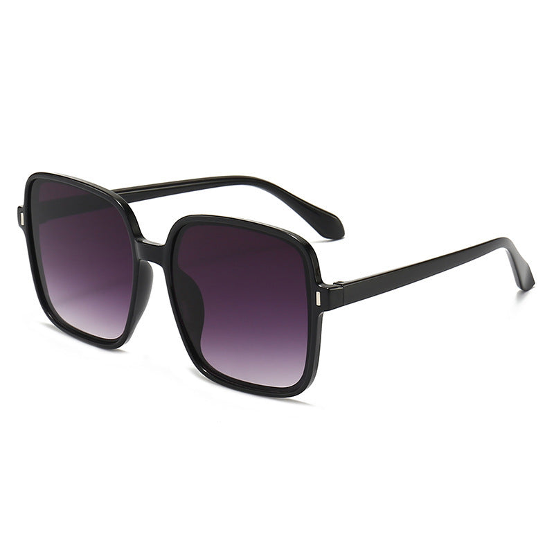 Men And Women With Fashion Simple Sunglasses Men And Women With Fashion Simple Sunglasses