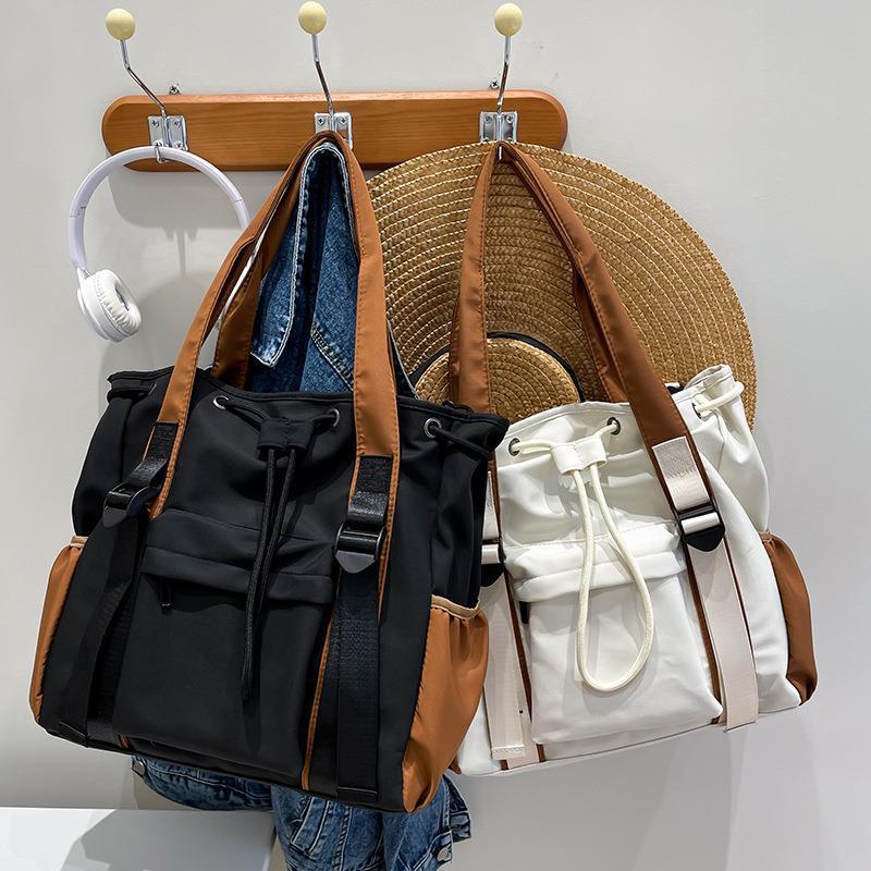 Large Capacity Contrast Color Handbag Large Capacity Contrast Color Handbag