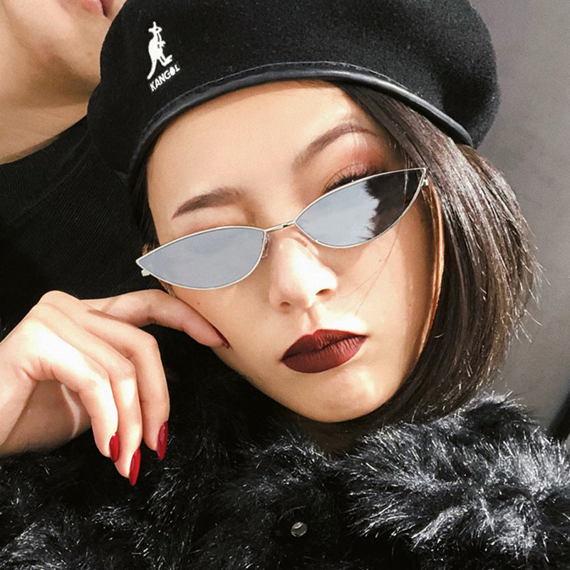New Cute Sexy Sunglases Retro Cat Eye Sunglasses Women Metal Triangle Vintage Cateye Sun Glasses Female New Cute Sexy Sunglases Retro Cat Eye Sunglasses Women Metal Triangle Vintage Cateye Sun Glasses Female