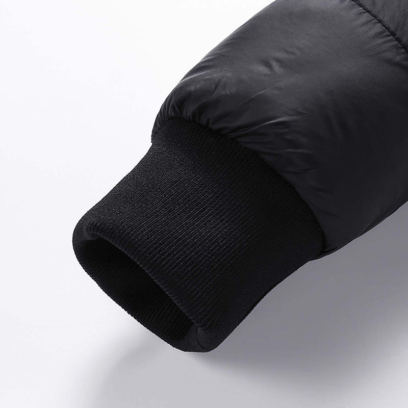 Trendy short padded coat with thick fur collar Trendy short padded coat with thick fur collar