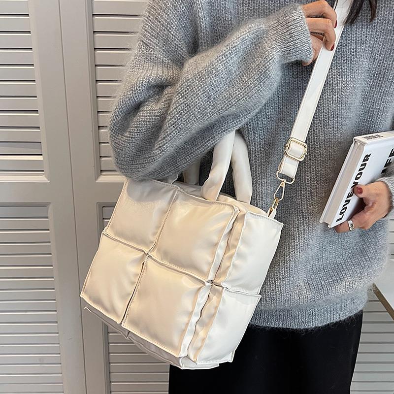 Bag Women's Stylish Plaid Handbag Bag Women's Stylish Plaid Handbag