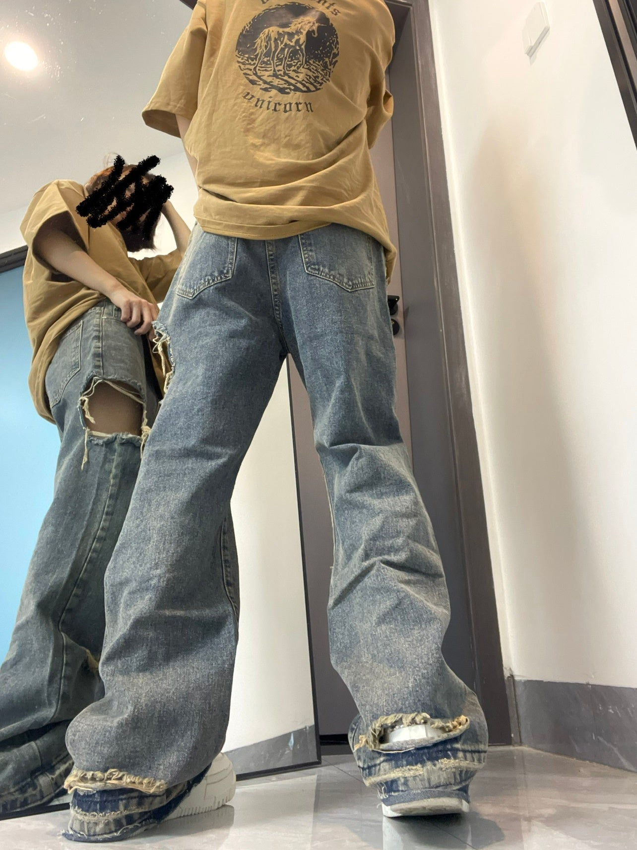 Hiphop Ripped Jeans For Women With Loose Wide Legs Hiphop Ripped Jeans For Women With Loose Wide Legs