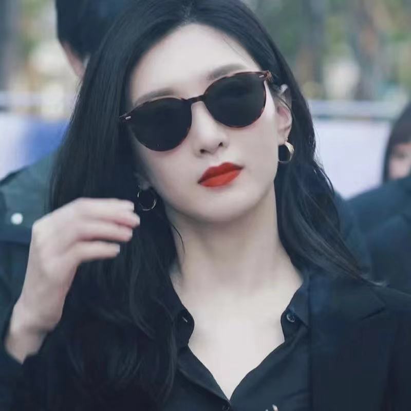 Sunglasses High Sense Reflective Lenses Men And Women Same Style Sun-resistant Sunglasses Sunglasses High Sense Reflective Lenses Men And Women Same Style Sun-resistant Sunglasses