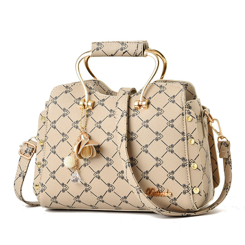 Women's fashion messenger handbag Women's fashion messenger handbag
