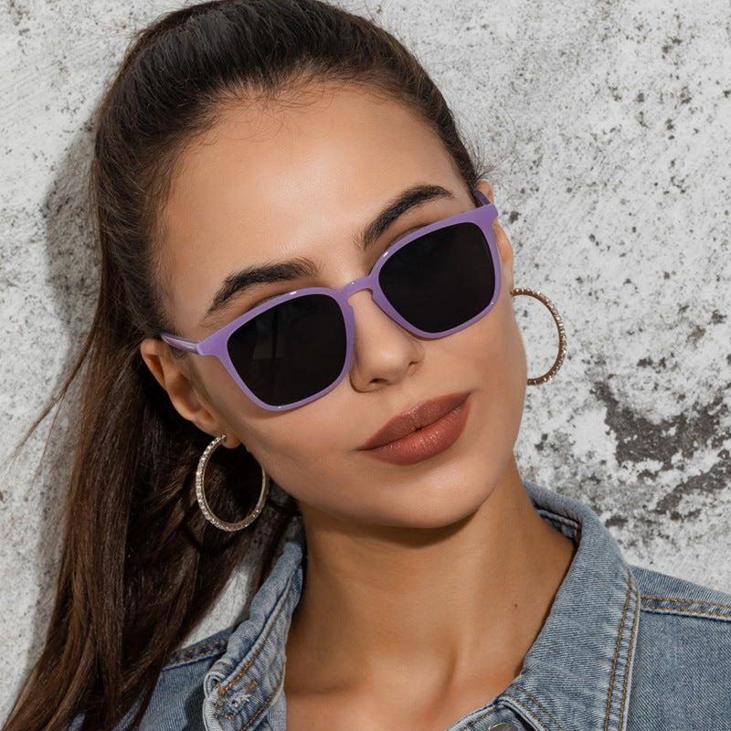 Simple Retro Sunglasses For Men And Women Simple Retro Sunglasses For Men And Women