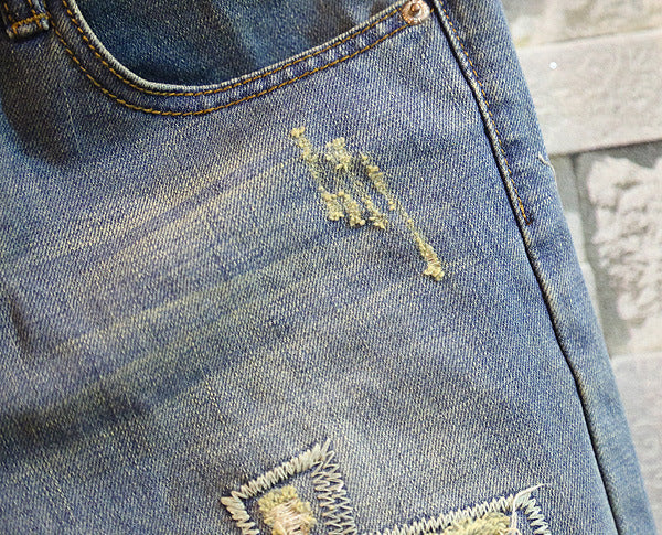 Cropped jeans ripped pants Cropped jeans ripped pants