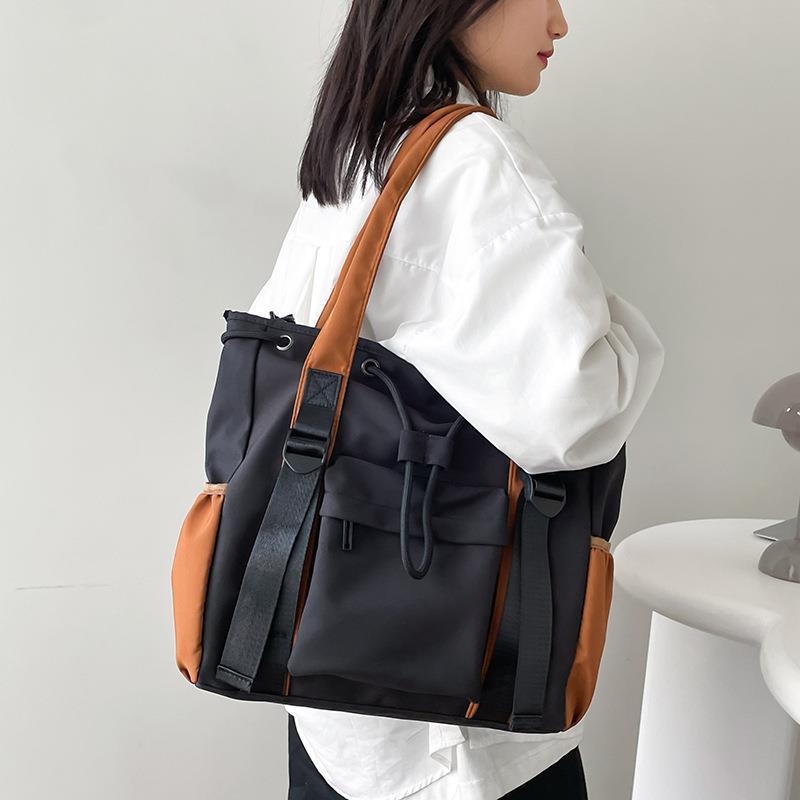 Large Capacity Contrast Color Handbag Large Capacity Contrast Color Handbag