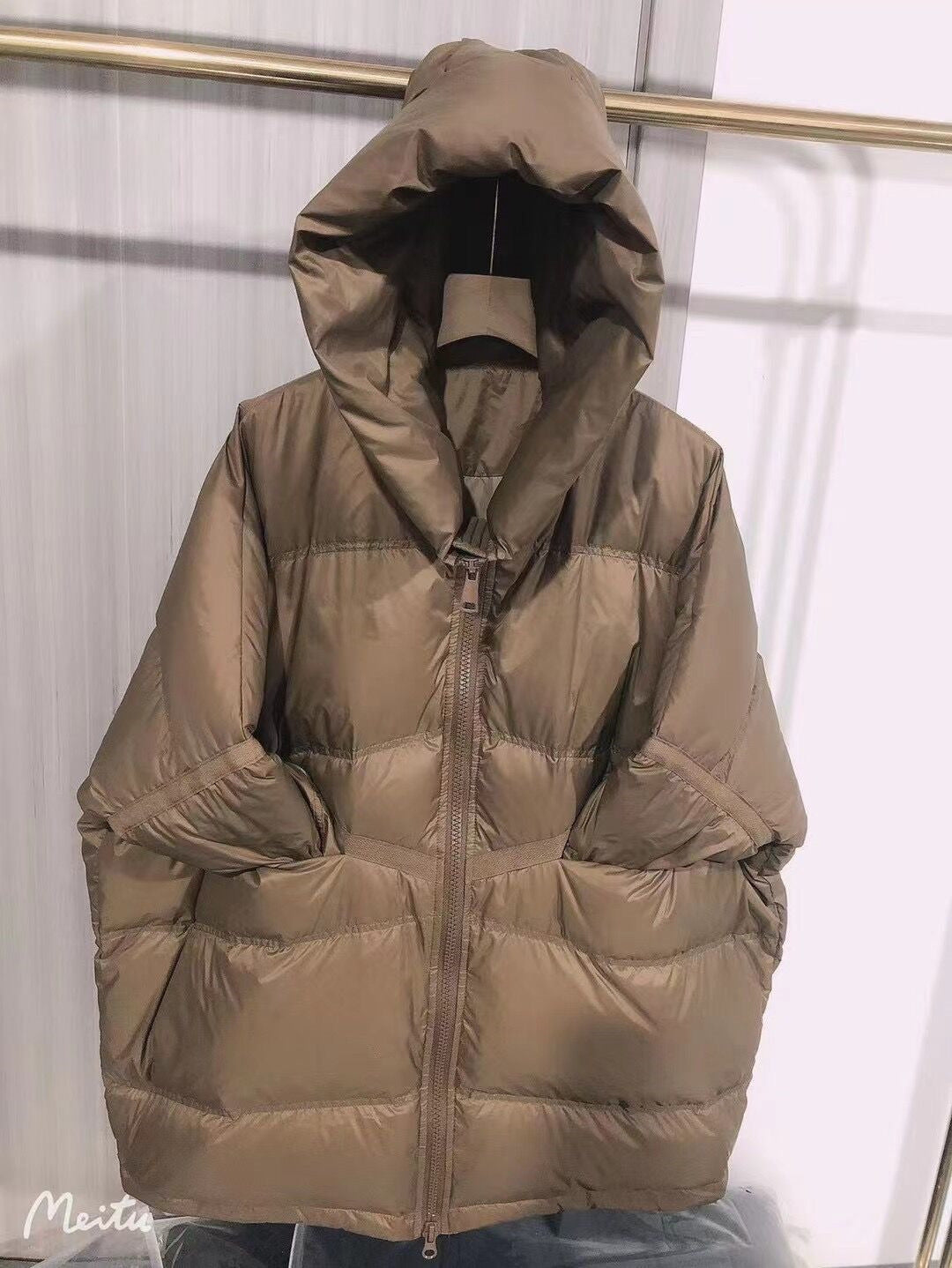 Women's Mid-length Hooded Loose Thick White Duck Down Winter Coat Women's Mid-length Hooded Loose Thick White Duck Down Winter Coat
