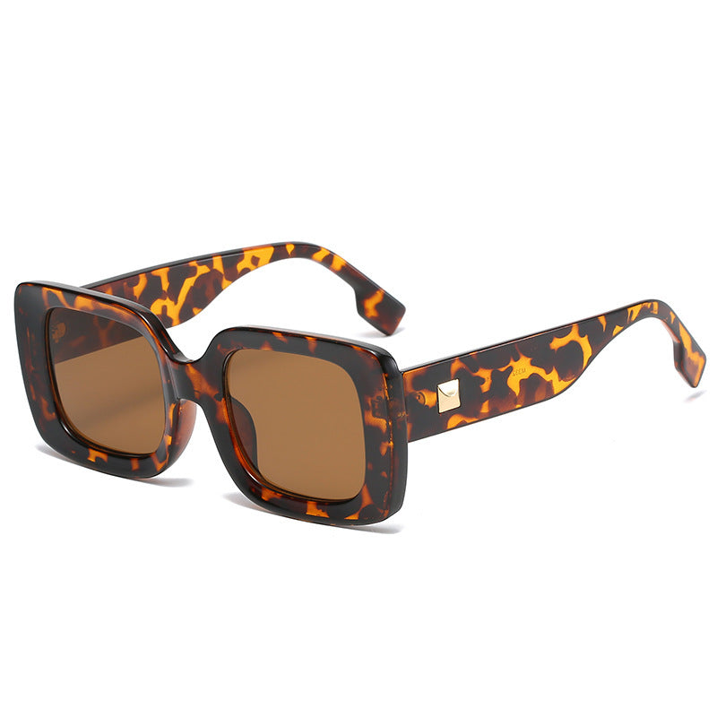 New Retro Square Large Frame Sunglasses Men And Women Trendy New Retro Square Large Frame Sunglasses Men And Women Trendy