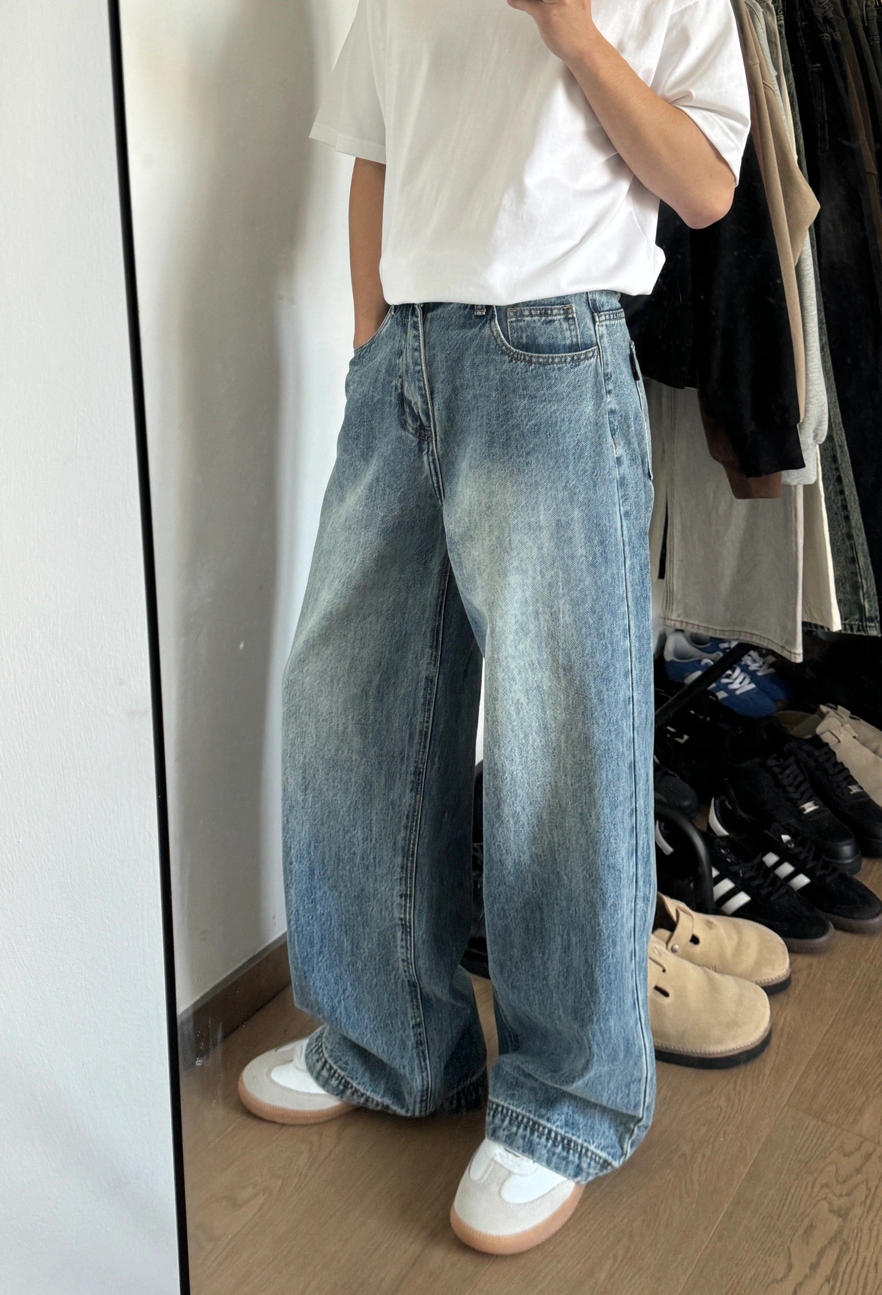 American Retro Washed Blue Wide Leg Jeans Men's Fashion Brand Cleanfit Straight All-matching Loose Casual Trousers American Retro Washed Blue Wide Leg Jeans Men's Fashion Brand Cleanfit Straight All-matching Loose Casual Trousers