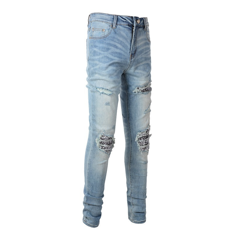 Cashew Flower Printed Patch Slim Fitting Light Colored Jeans For Men Cashew Flower Printed Patch Slim Fitting Light Colored Jeans For Men