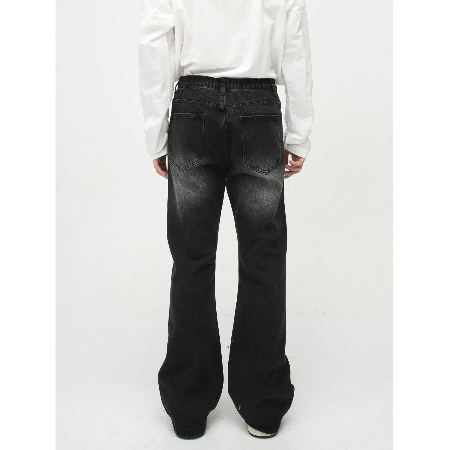 Loose Worn Looking Washed-out Slightly Flared Jeans Men Loose Worn Looking Washed-out Slightly Flared Jeans Men
