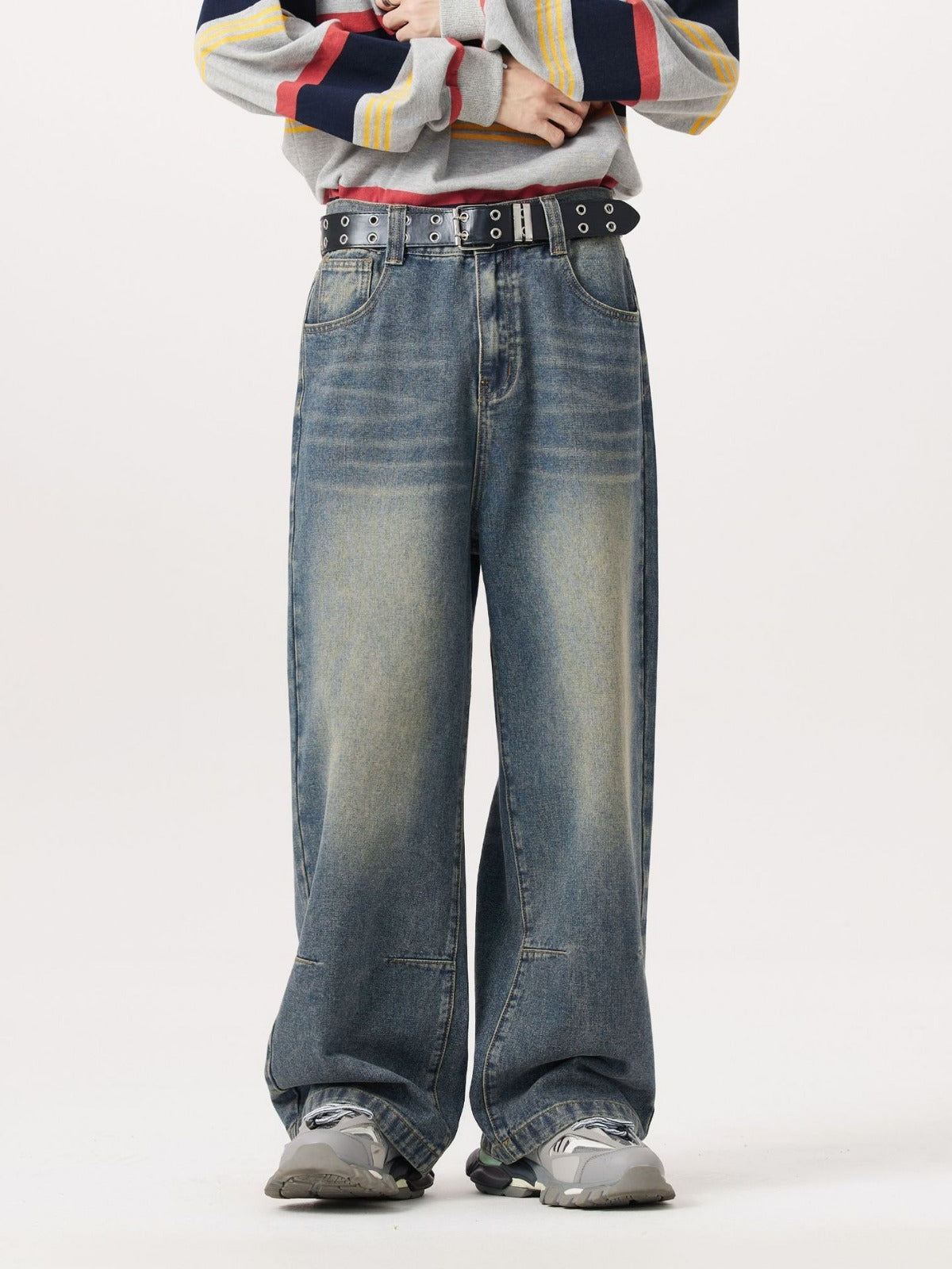 Fashion Personality Retro Washed Worn Jeans Men Fashion Personality Retro Washed Worn Jeans Men
