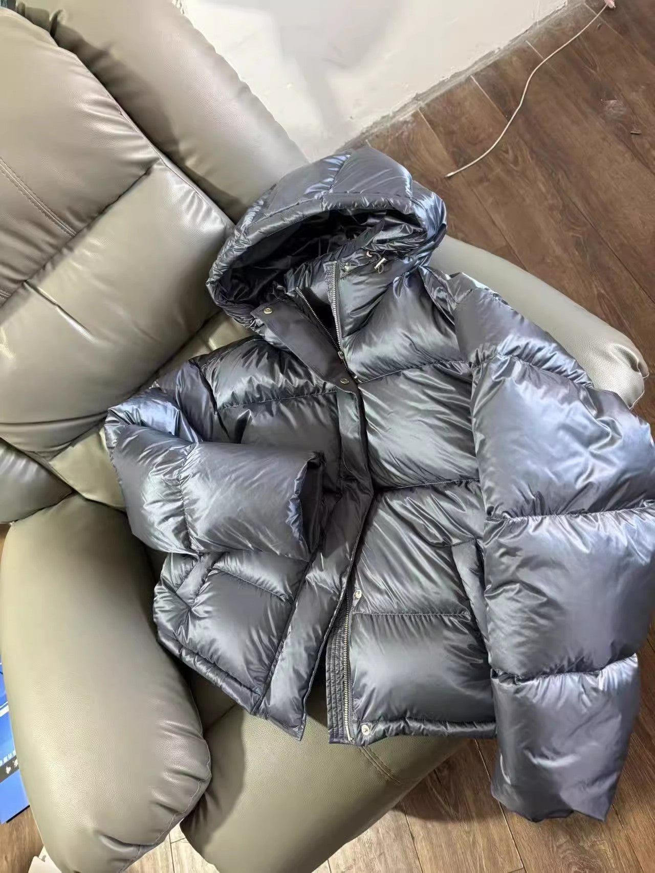 Elegant High-grade Loose Hooded Thickened Thermal Cotton Coat Jacket Elegant High-grade Loose Hooded Thickened Thermal Cotton Coat Jacket