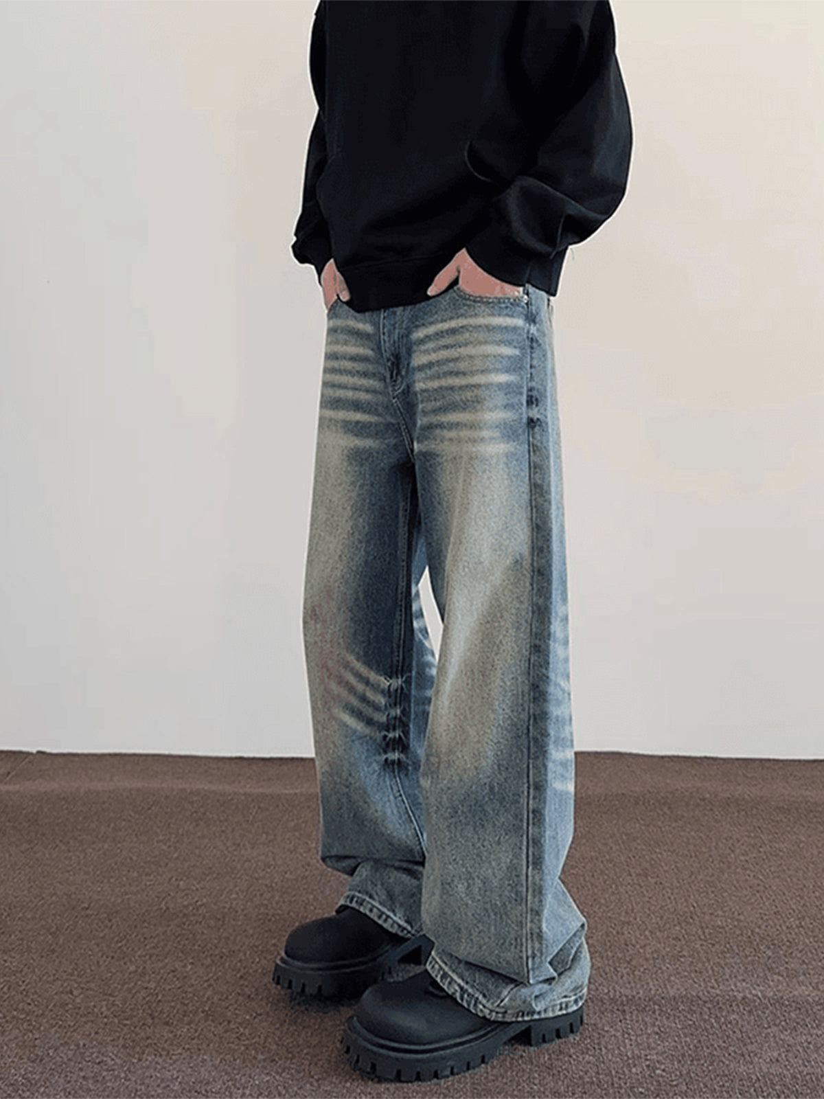 Men's Loose Straight Washed-out Vintage Jeans With Whiskers Men's Loose Straight Washed-out Vintage Jeans With Whiskers
