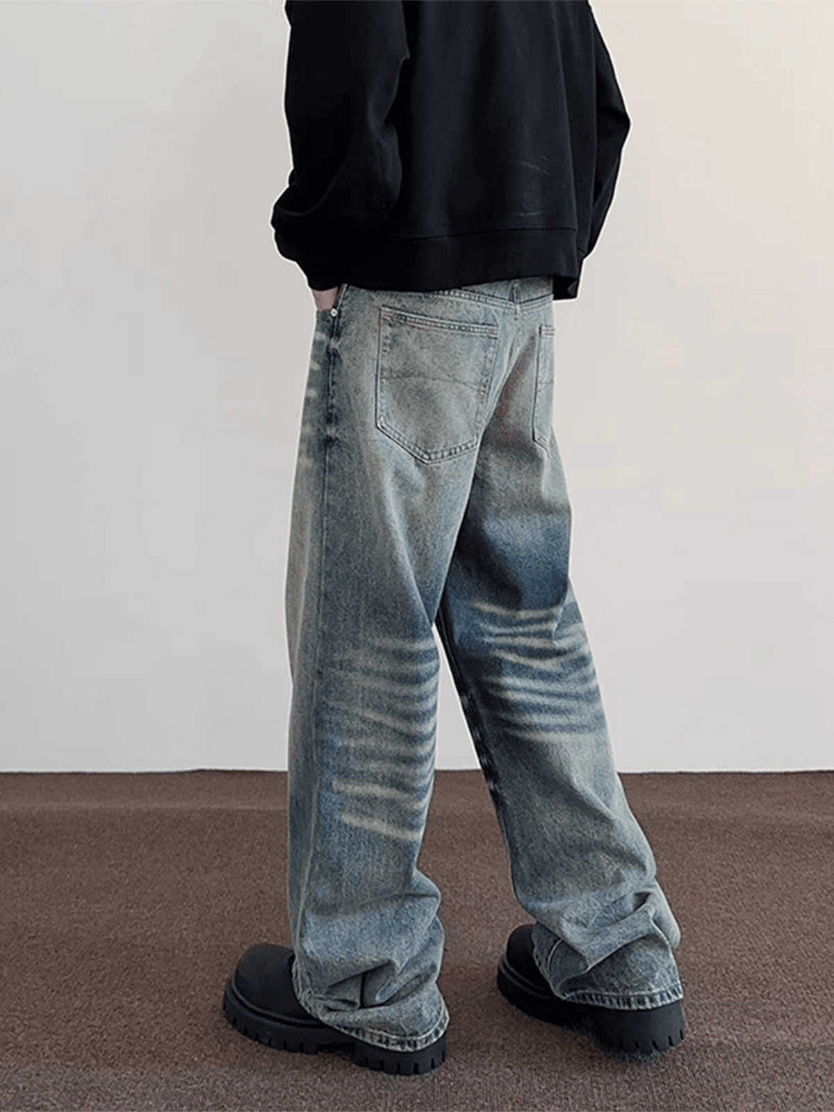 Men's Loose Straight Washed-out Vintage Jeans With Whiskers Men's Loose Straight Washed-out Vintage Jeans With Whiskers