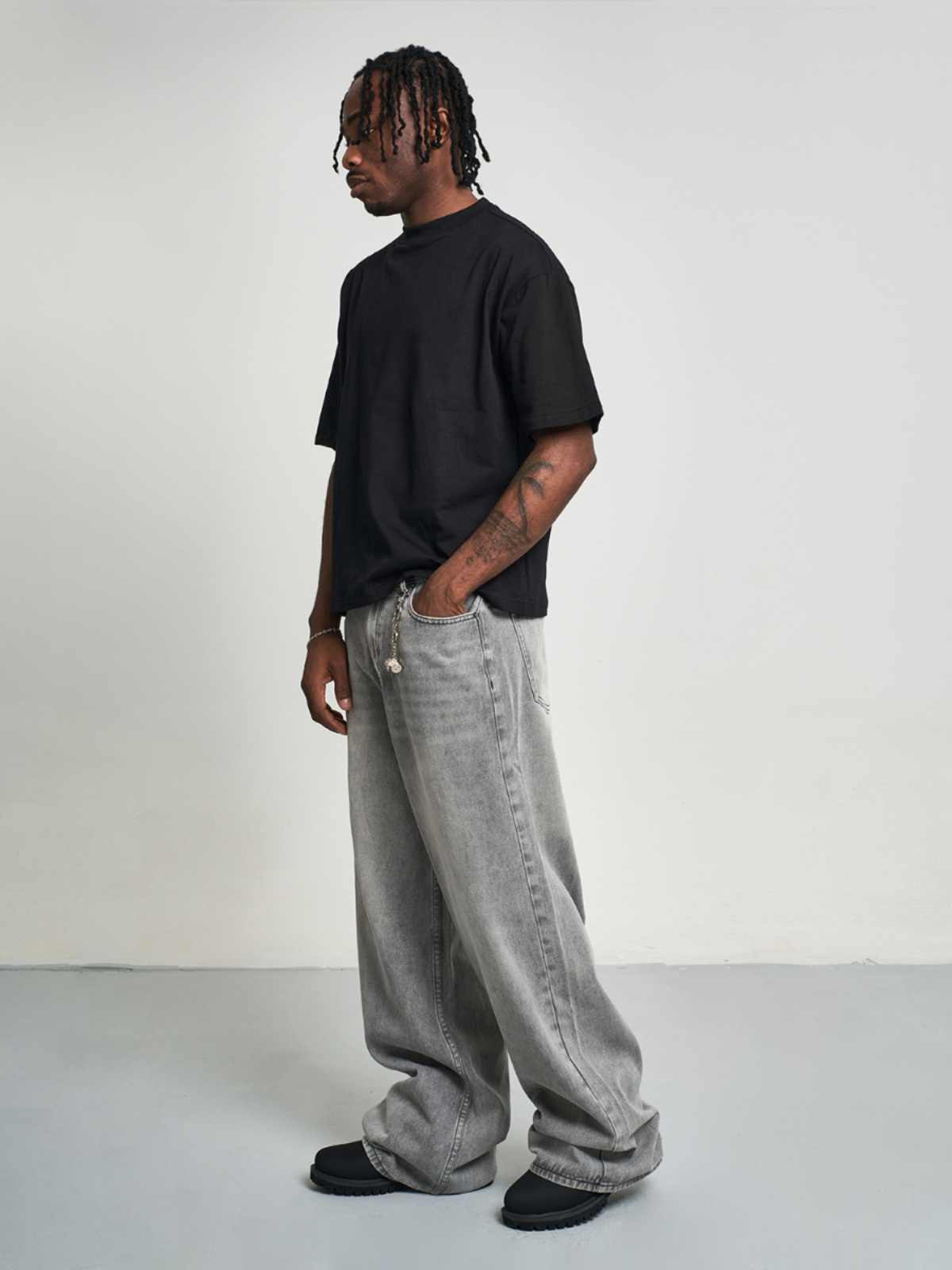 Loose Jeans Silver Gray Straight-leg Pants Loose Jeans Silver Gray Straight-leg Pants