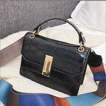 All-match shoulder handbag