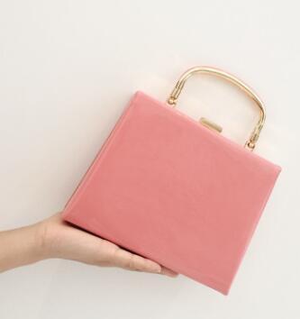 Simple solid color handbag