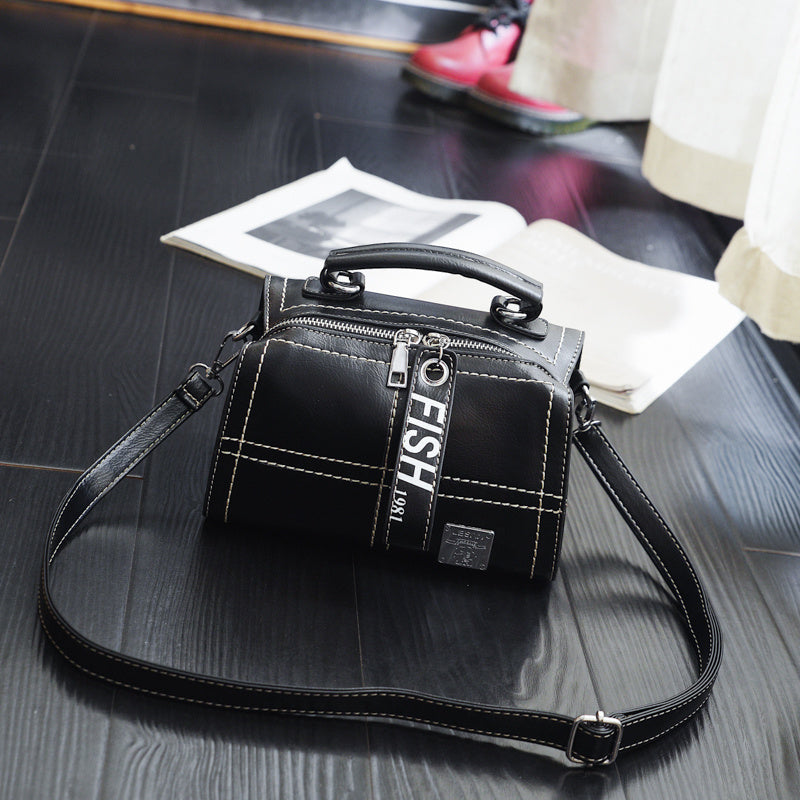 Trendy embroidery thread handbag