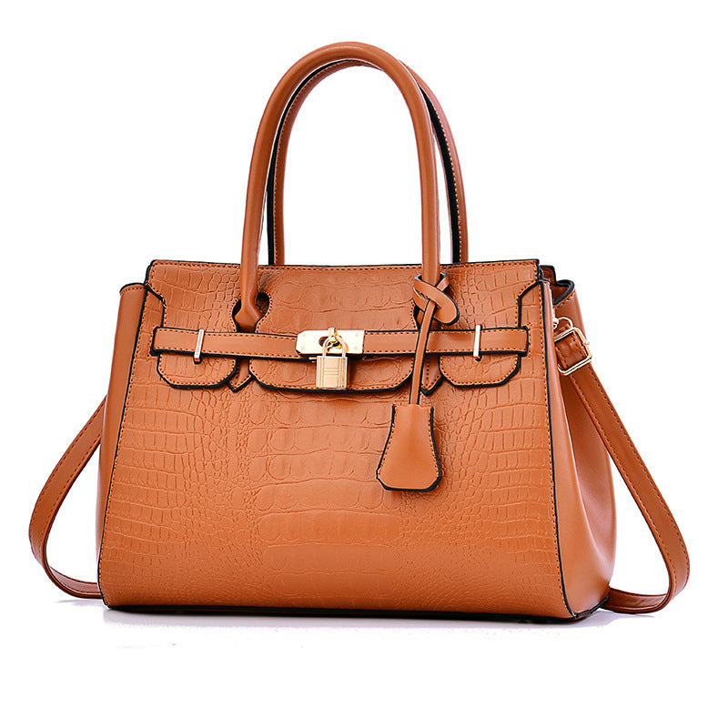 Large capacity handbag shoulder