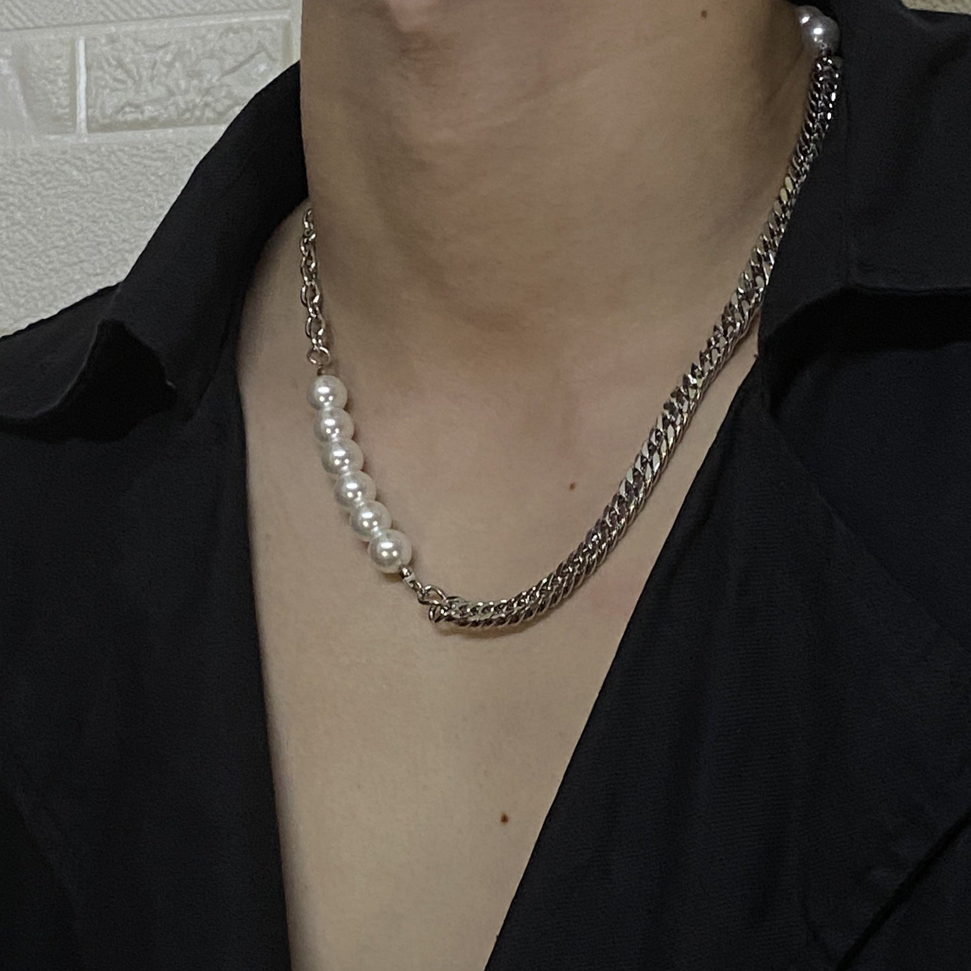 Hip Hop Titanium Steel Stitching Pearl Necklace For Men And Women Trendy Ins Cold Style Sweater Chain Niche Design Accessories