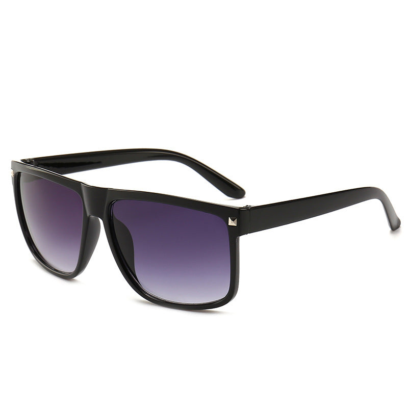 Retro stud sunglasses