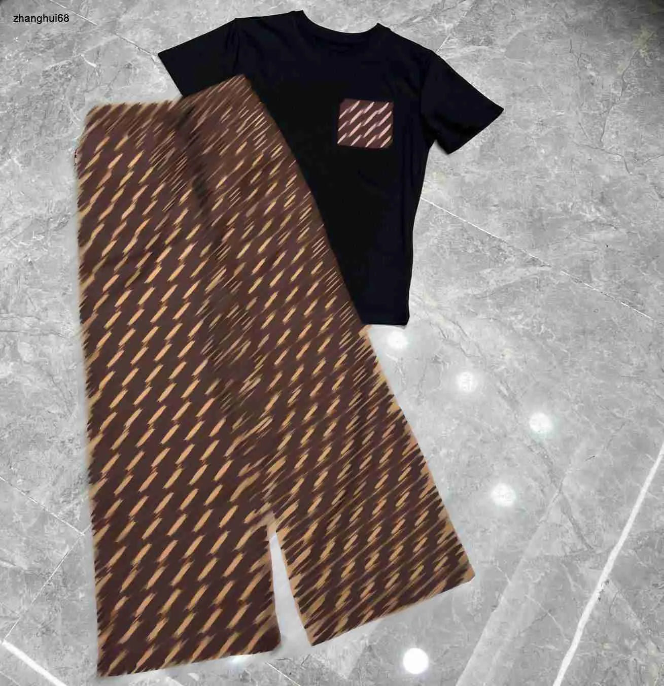 23ss womens designer clothing Womens Tracksuits Presbyopia logo embossed short sleeve T-shirt elastic waist casual wide leg trousers set Women Clothes