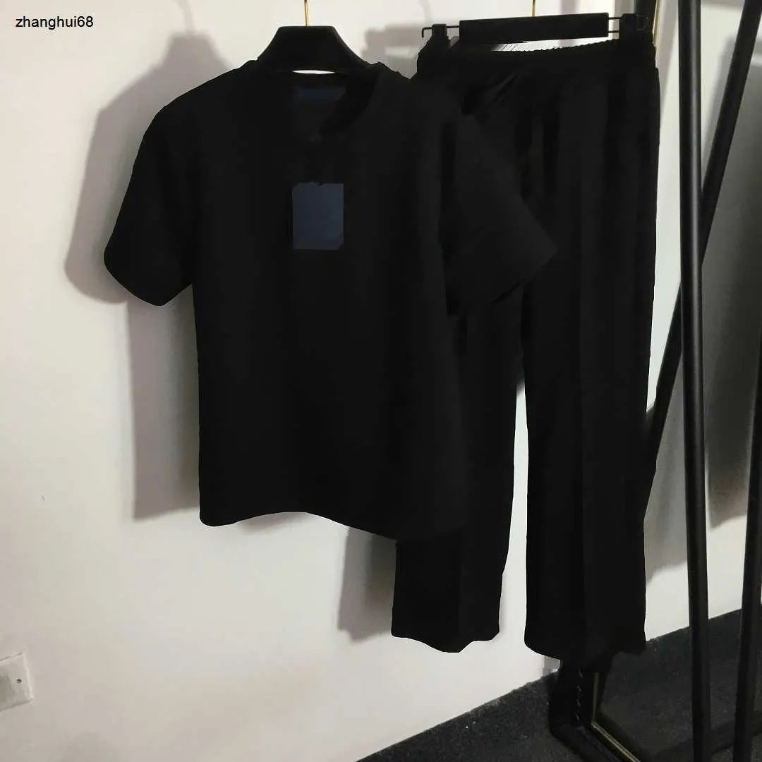 23ss womens designer clothing Womens Tracksuits Presbyopia logo embossed short sleeve T-shirt elastic waist casual wide leg trousers set Women Clothes