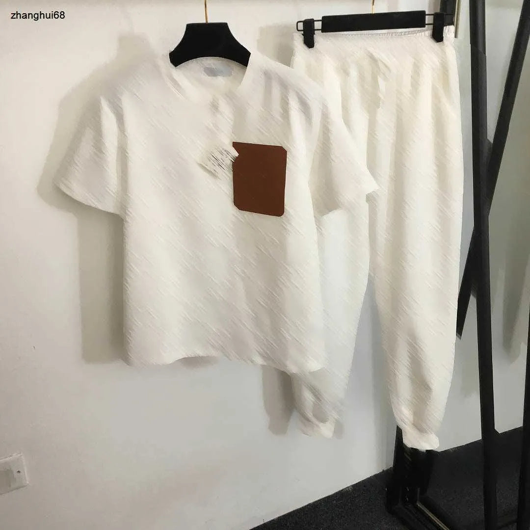 23ss womens designer clothing Womens Tracksuits Presbyopia logo embossed short sleeve T-shirt elastic waist casual wide leg trousers set Women Clothes