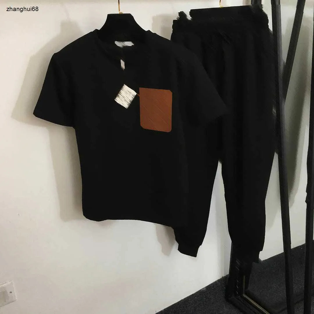 23ss womens designer clothing Womens Tracksuits Presbyopia logo embossed short sleeve T-shirt elastic waist casual wide leg trousers set Women Clothes