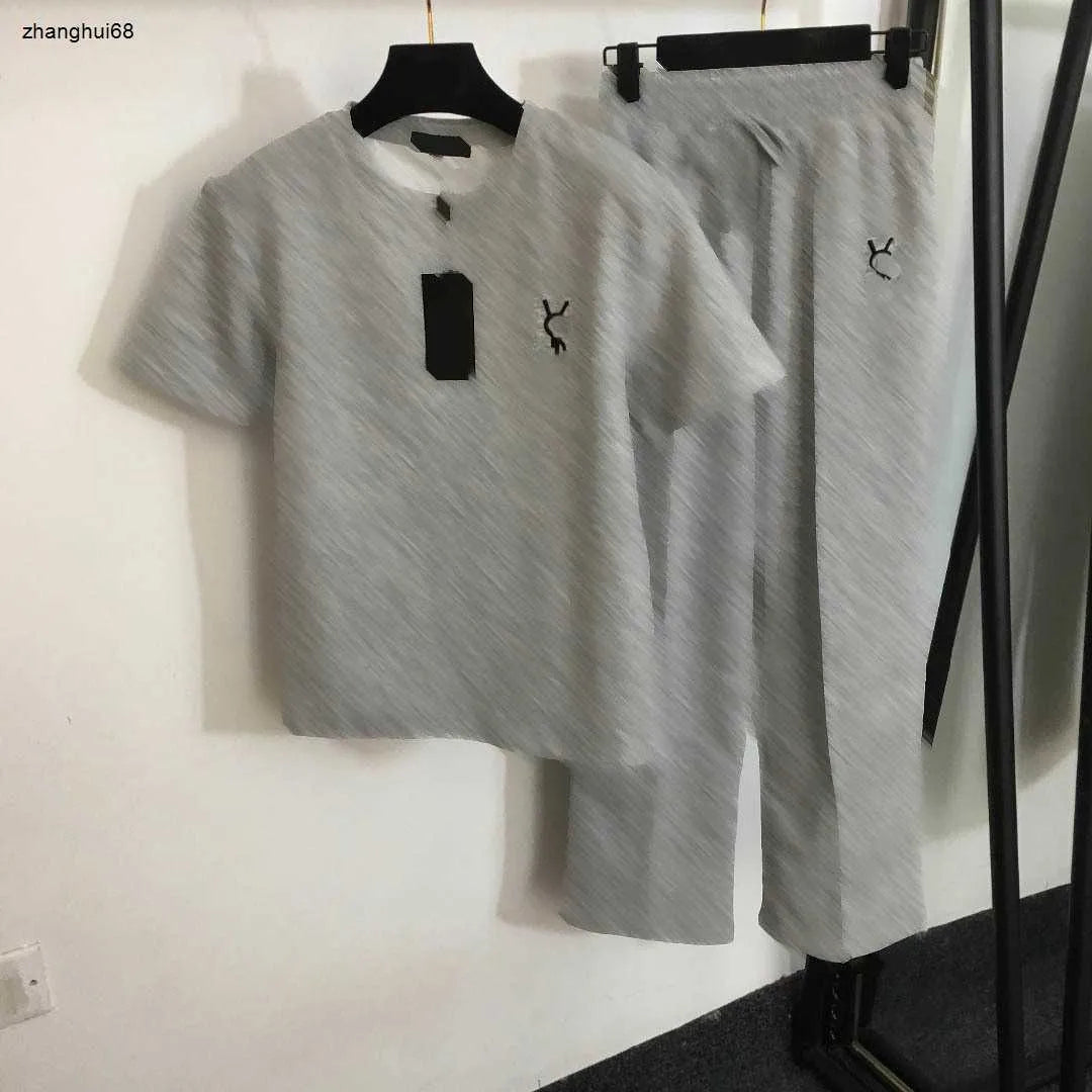 23ss womens designer clothing Womens Tracksuits Presbyopia logo embossed short sleeve T-shirt elastic waist casual wide leg trousers set Women Clothes