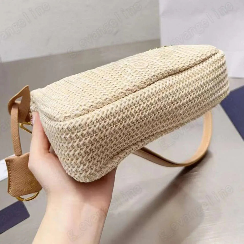 2024 Woman Straw Bags Bucket Bag Nylon Shoulder Hobos Chain Handbags Designer Crossbody Lady Small Totes